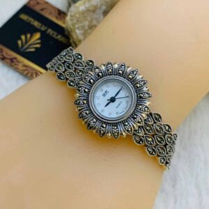 Серебряные женские наручные часы